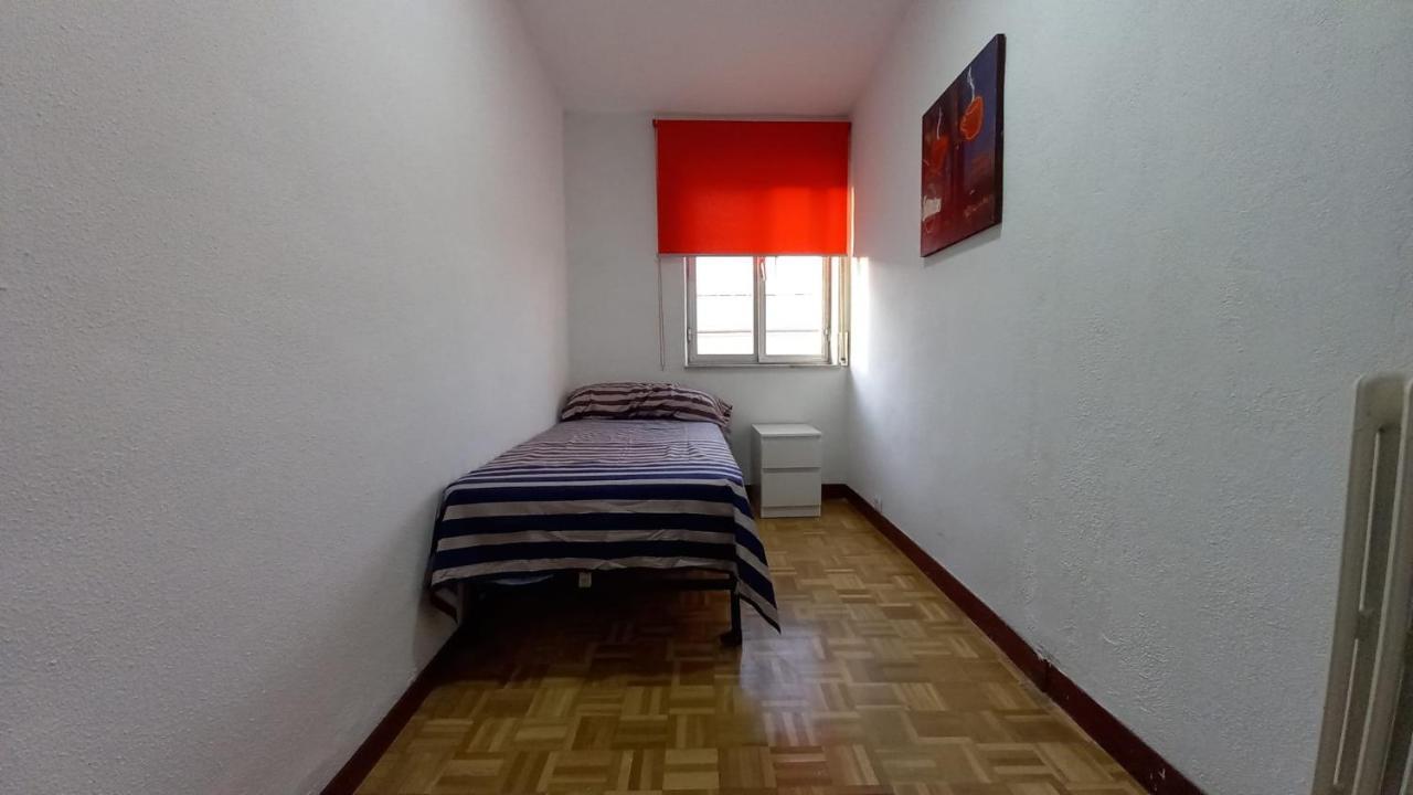 Sol Vallecas Apartment Madrid Exterior photo